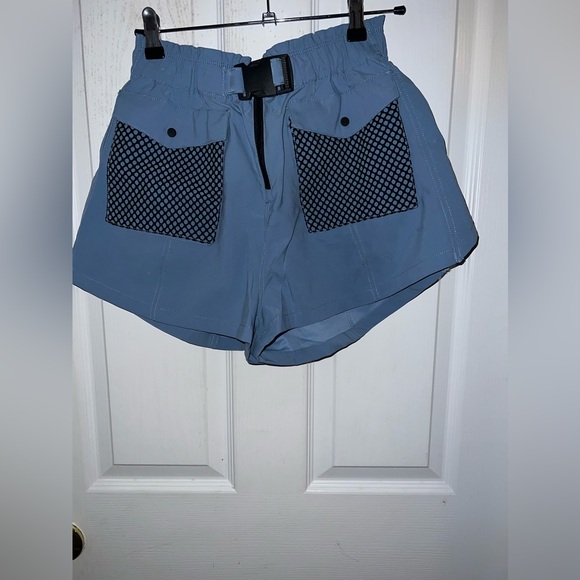 Free People Movement - Adventure Shorts in Ceramic Seafoam - Size XS - NWOT - Picture 2 of 6